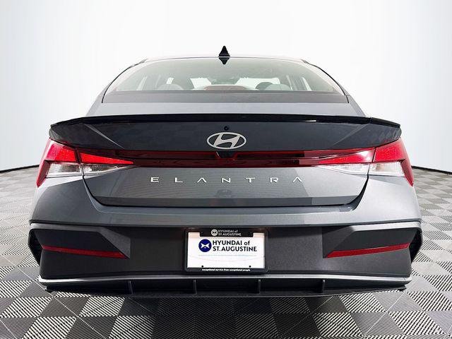 New 2026 Gray Hyundai SEL Sport image 6