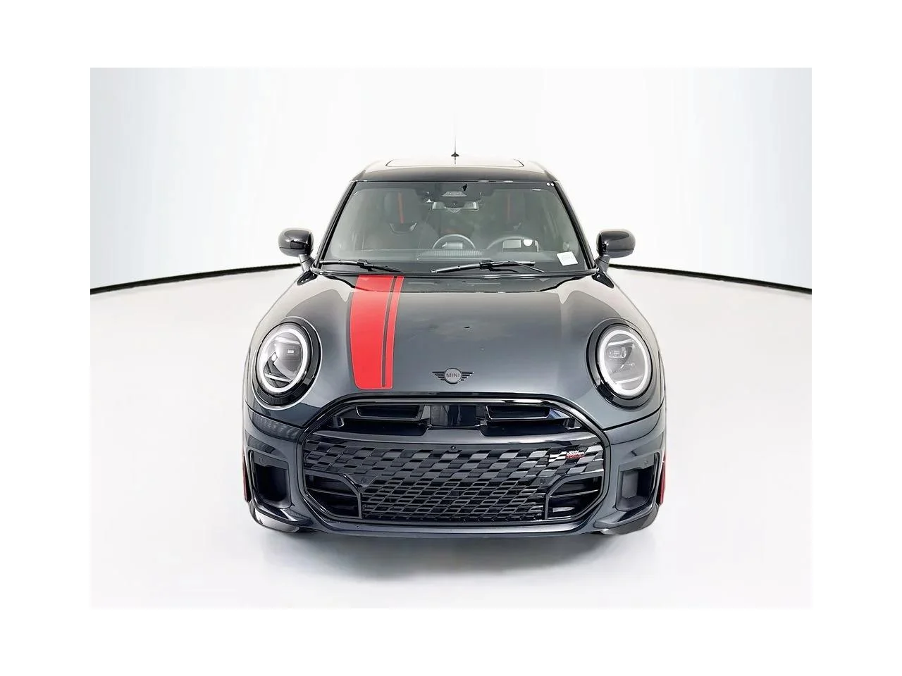 New 2026 Legend Grey Metallic MINI ICONIC image 2