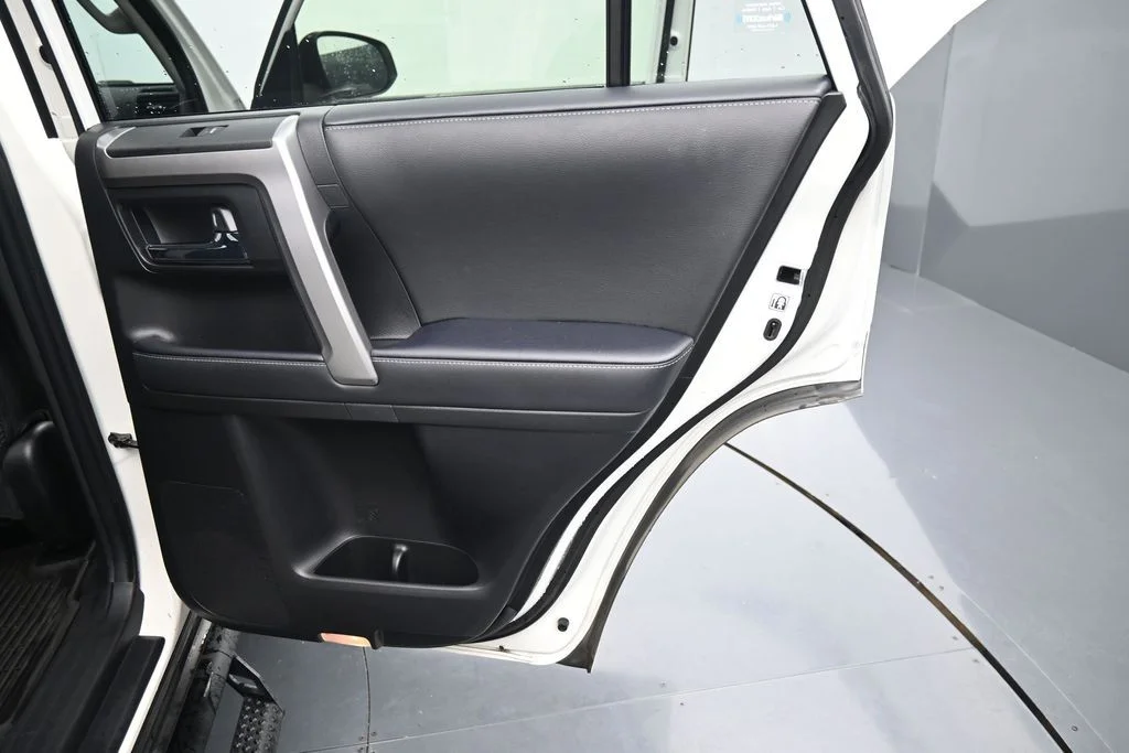 Used 2023 White Toyota SR5 image 12