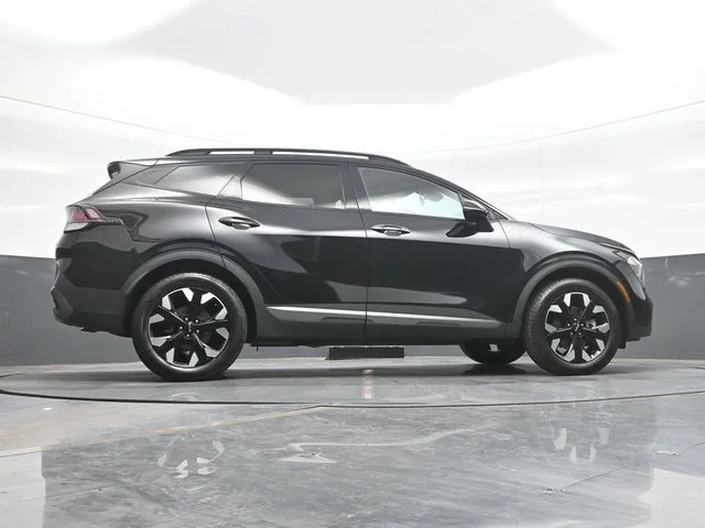 Used 2023 Black Kia X-Line image 25