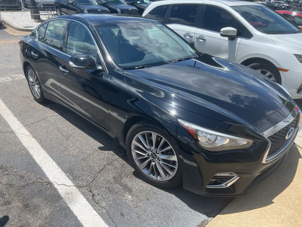 Used 2020 Black INFINITI 3.0t LUXE image 6