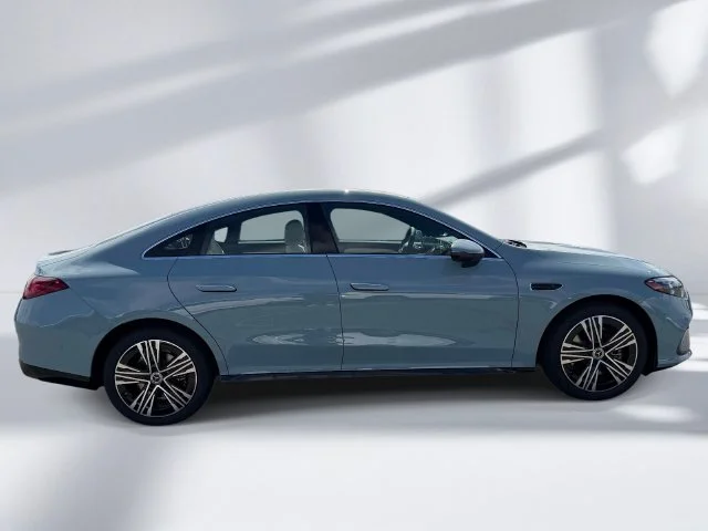 New 2027  Mercedes-Benz CLA 220 image 3