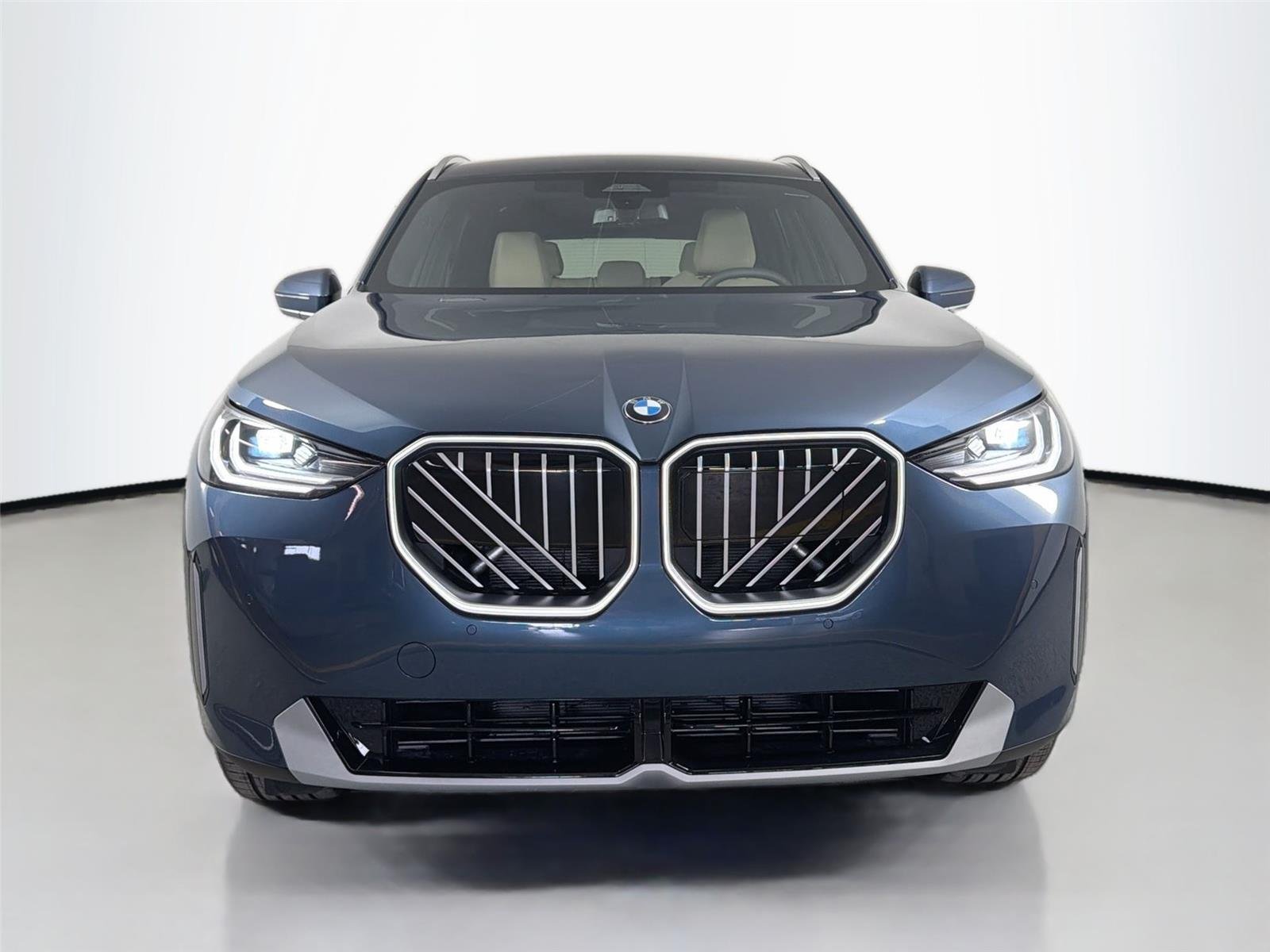 New 2026 Arctic Race Blue Metallic BMW 30 xDrive image 2