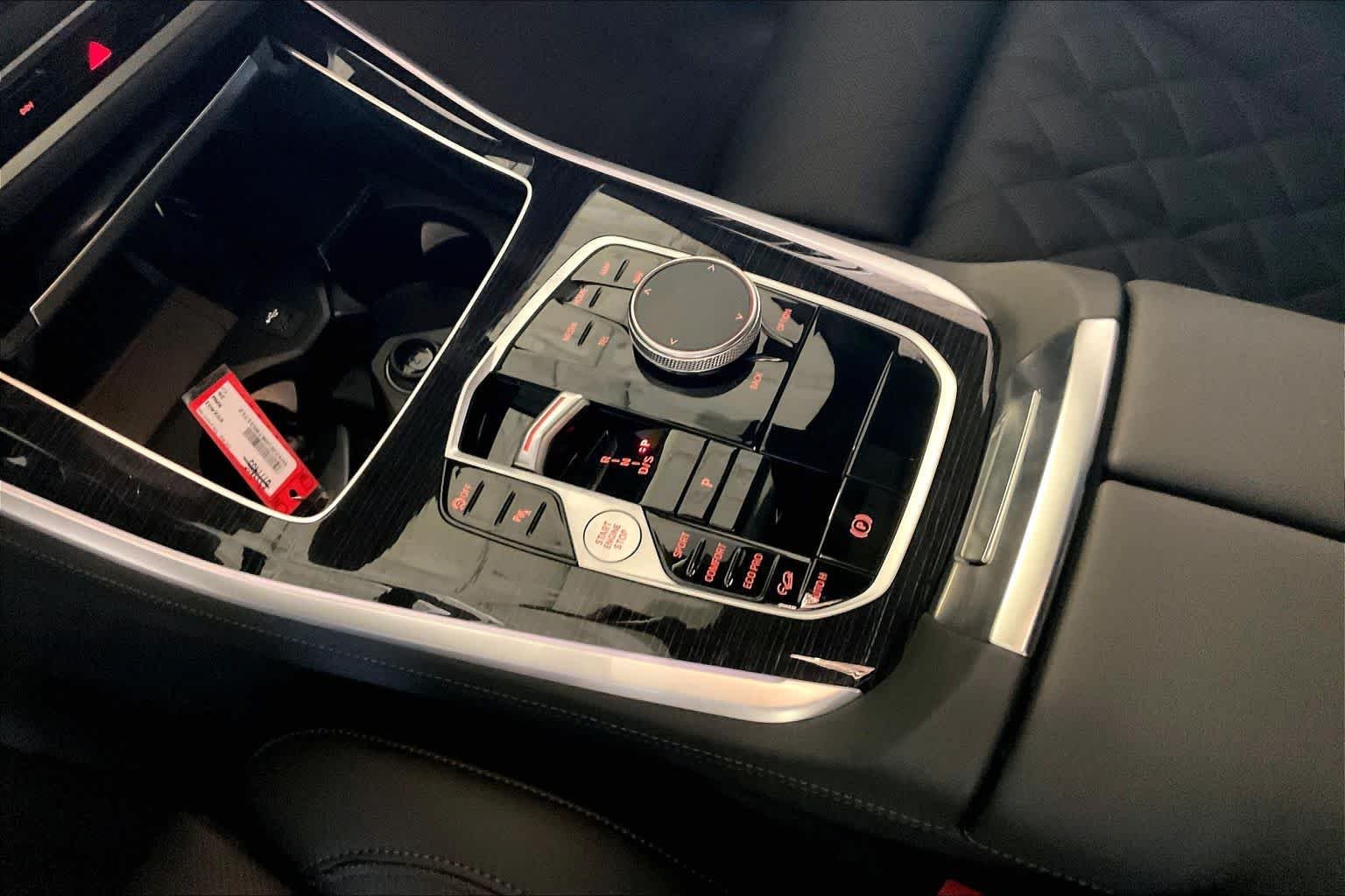 New 2026 Skyscraper Grey Metallic BMW xDrive40i image 7