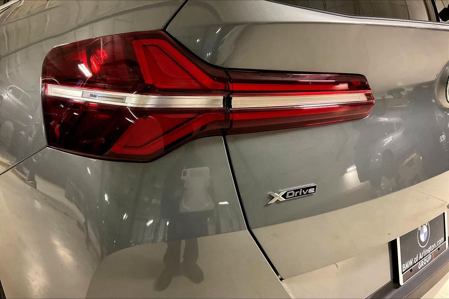 Used 2026 Skyscraper Grey Metallic BMW 30 xDrive image 14