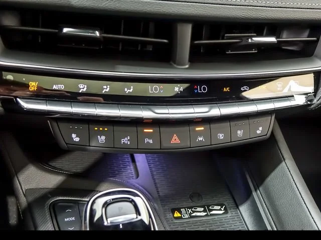 New 2026 Vibrant White Tricoat Cadillac Premium Luxury image 18