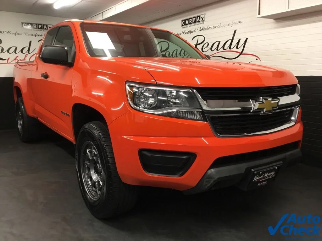 Used 2020 Orange Chevrolet  image 3