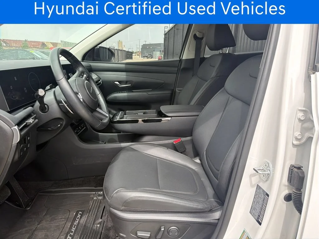 Certified Pre-Owned 2025 Hyundai Tucson Hybrid SEL Convenience