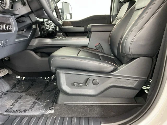 New 2026 Star White Metallic Tri-Coat Ford Lariat image 17