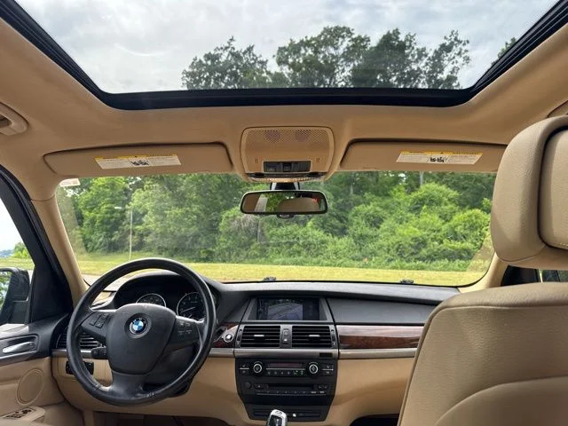 Used 2012 Black BMW xDrive35i image 13