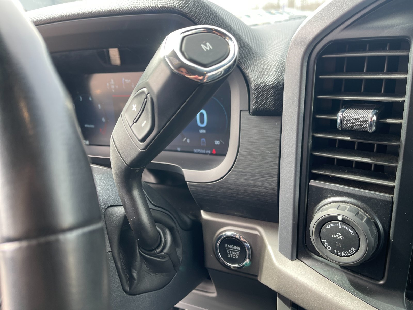 Used 2024 Silver Metallic Ford XLT image 23