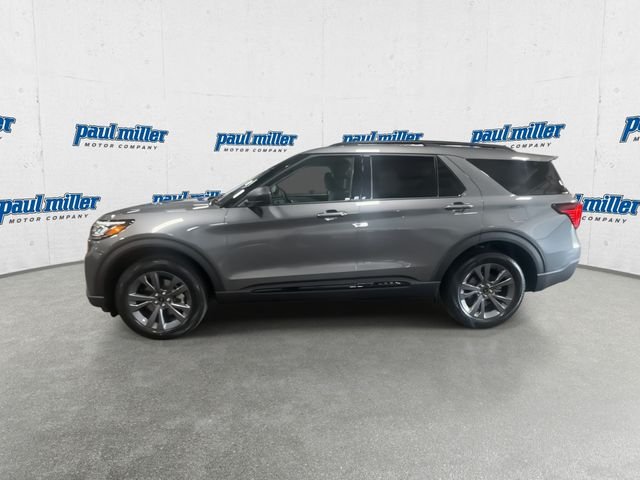 New 2026 Carbonized Gray Metallic Ford Active image 6