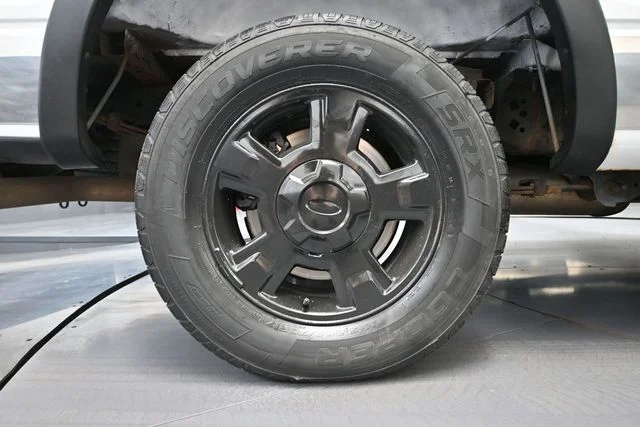 Used 2012 White Ford XLT image 15