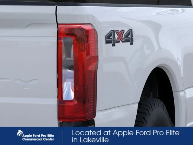 New 2026 Oxford White Ford XL image 21