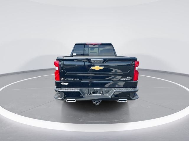 Used 2025 Black Chevrolet High Country image 7