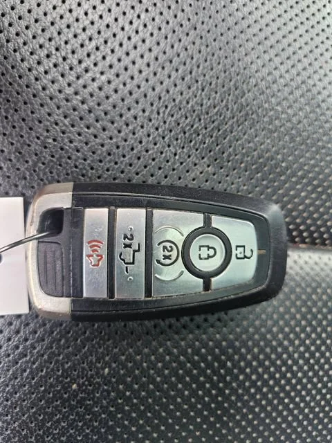 Used 2021 Gray Ford Lariat image 29