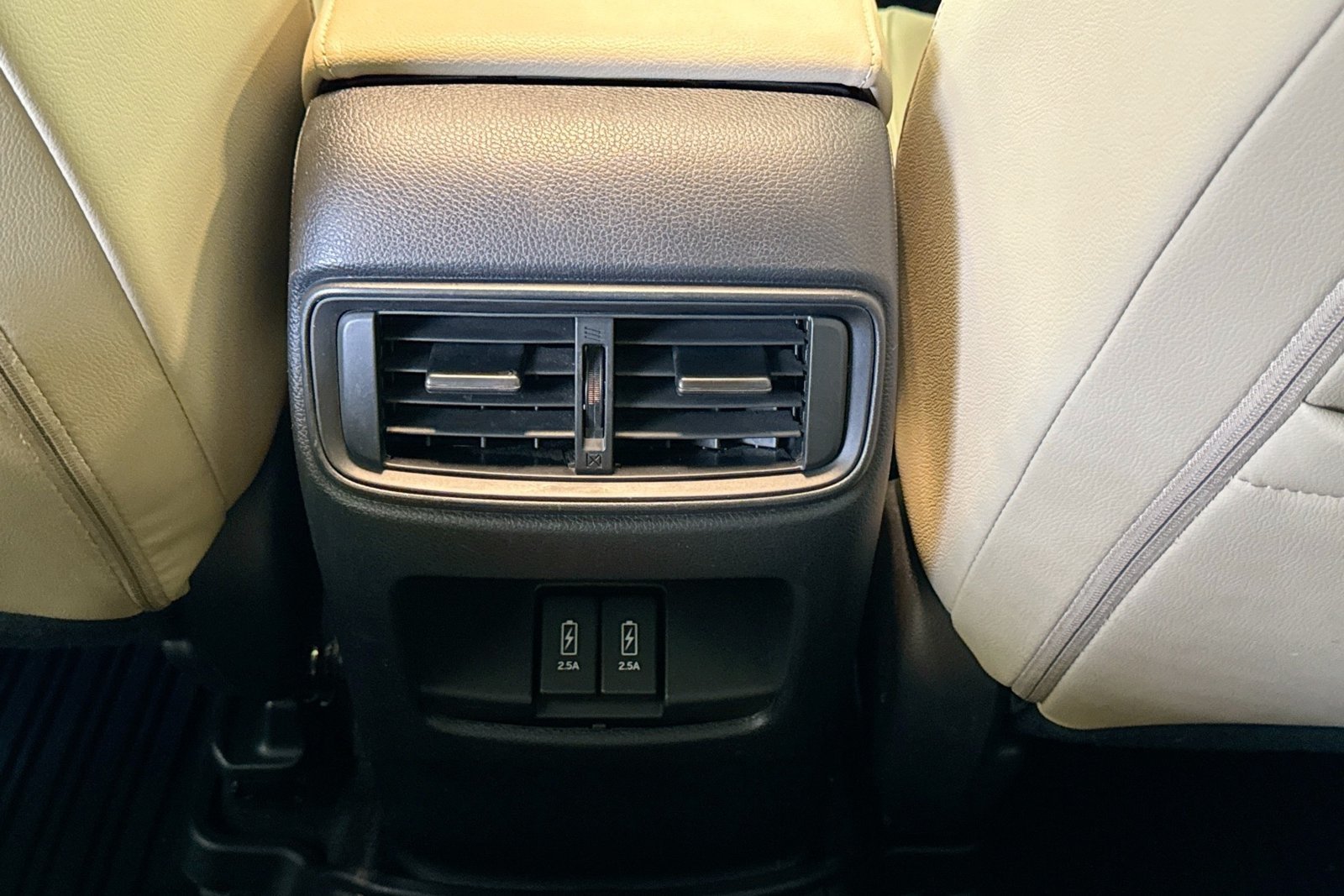 Used 2018 Black Honda EX-L image 24