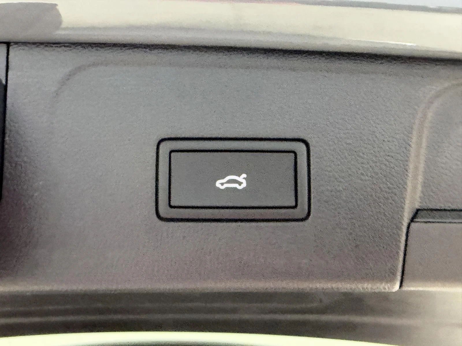 New 2026 Pure Gray Volkswagen 2.0T SE w/Technology image 20