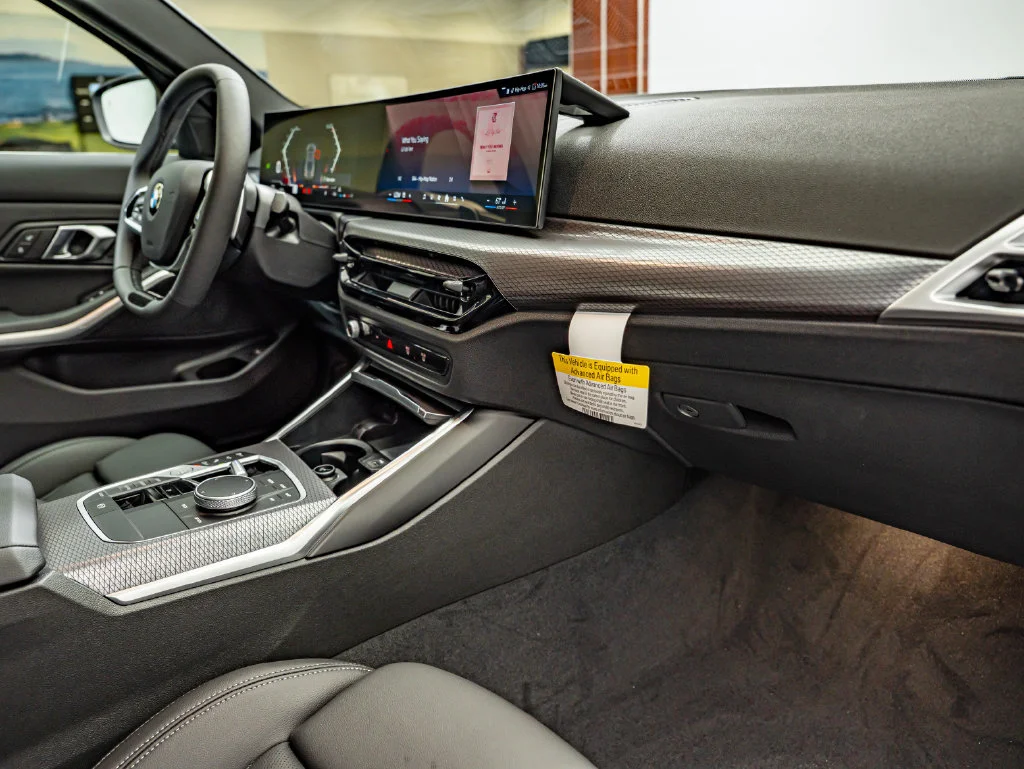 New 2026 Skyscraper Grey Metallic BMW 330i xDrive image 33