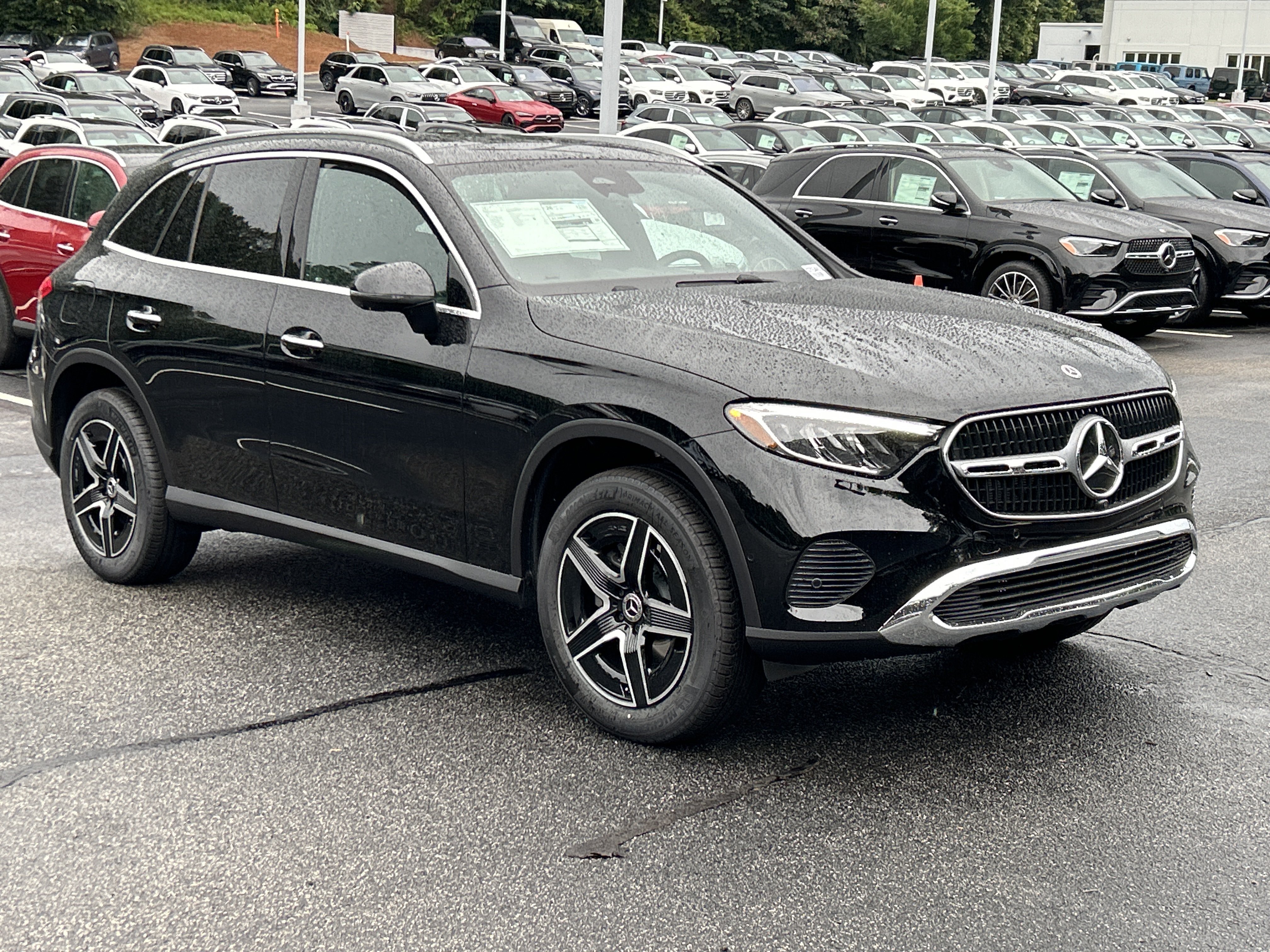 New 2026 Black Mercedes-Benz GLC 300 4MATIC® SUV image 4
