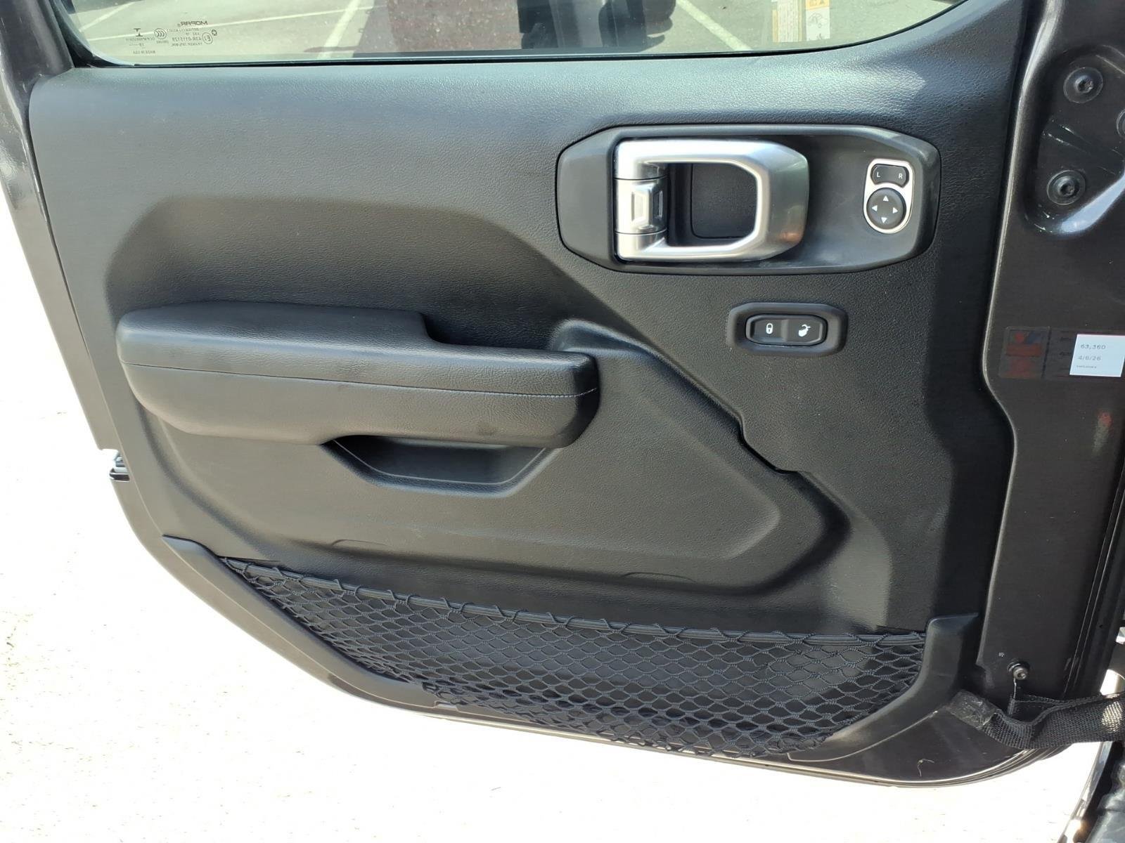 Used 2020 Granite Crystal Metallic Clearcoat Jeep Sport Altitude image 29