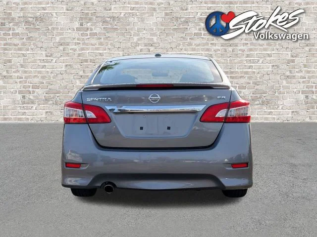 Used 2015 Gray Nissan SR image 4