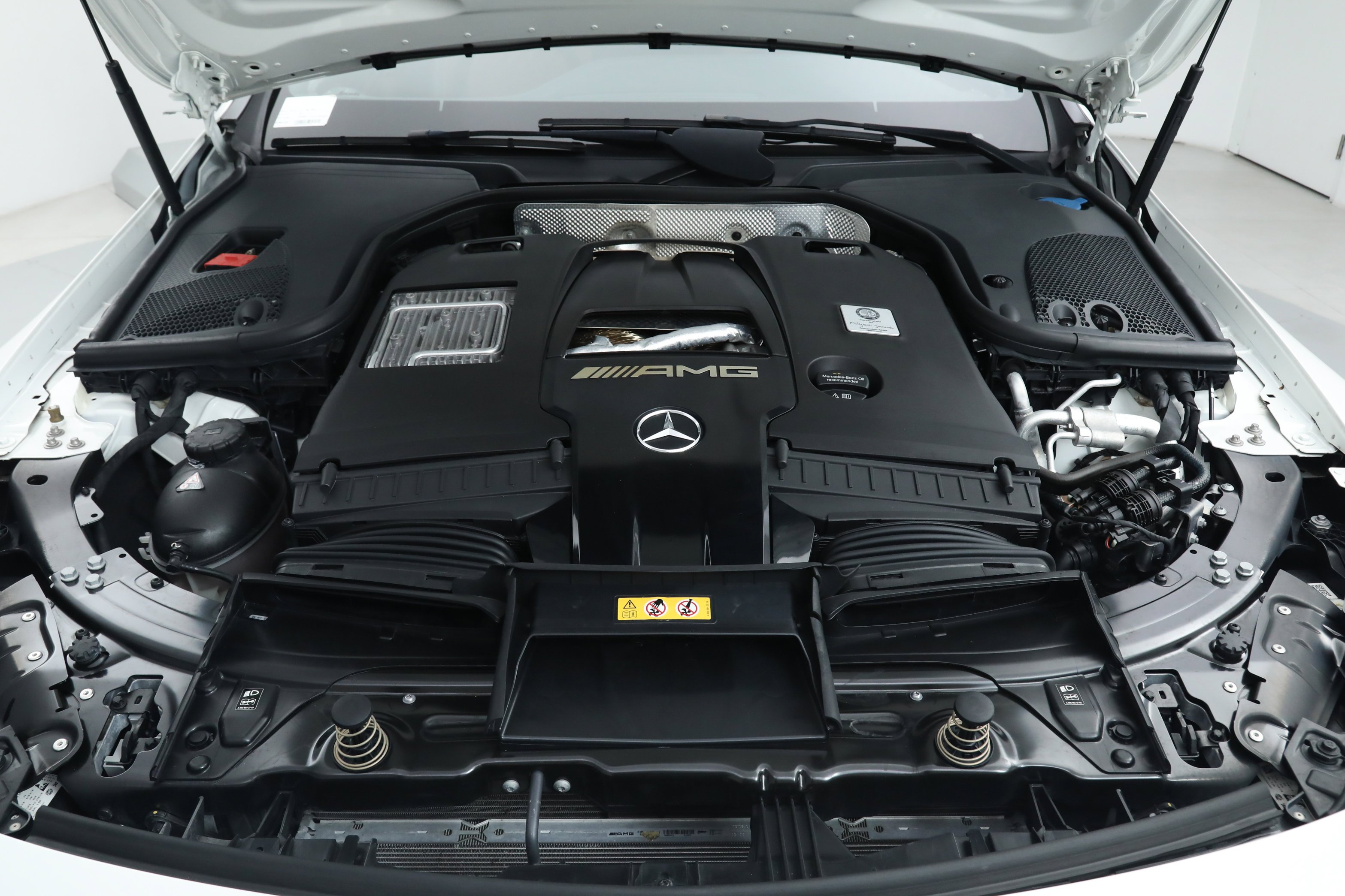 Used 2023 White Mercedes-Benz AMG® GT 63 image 33