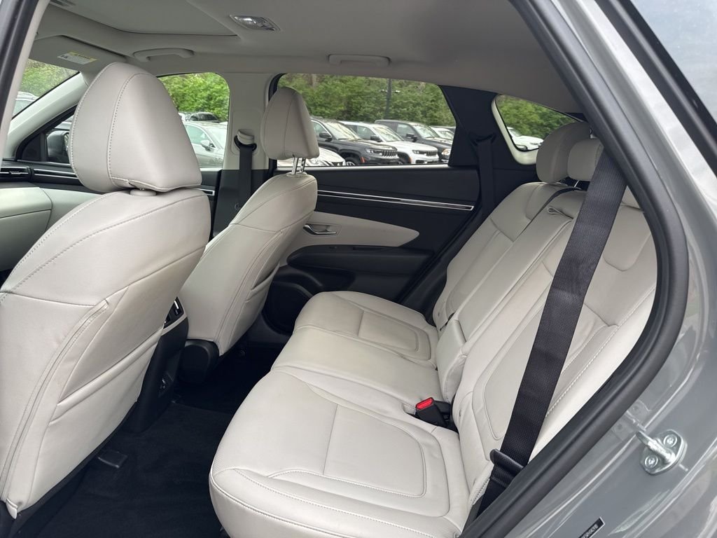Used 2024 Gray Hyundai SEL image 13