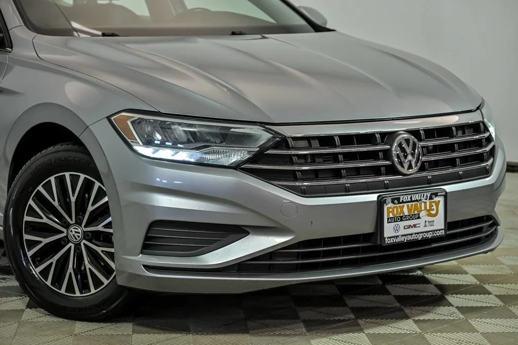 Used 2021 Volkswagen Jetta SE with VIN 3VWC57BU2MM033363 for sale in St. Charles, IL