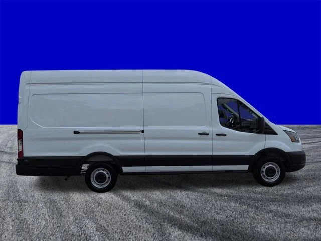 New 2026 Oxford White Ford Cargo Van image 3
