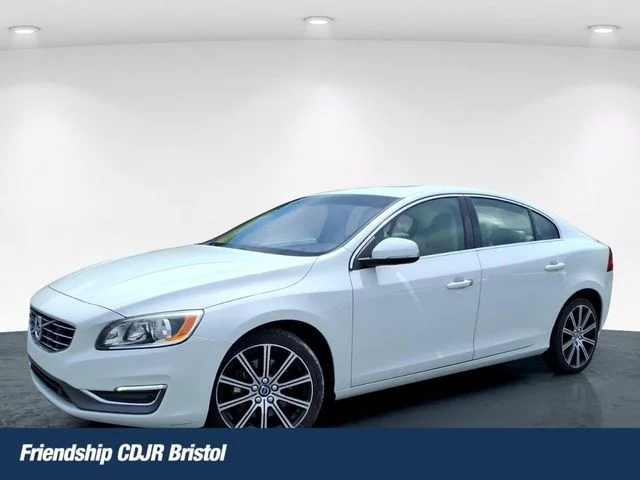2016 Volvo S60 T5 AWD Inscription Premier's photo