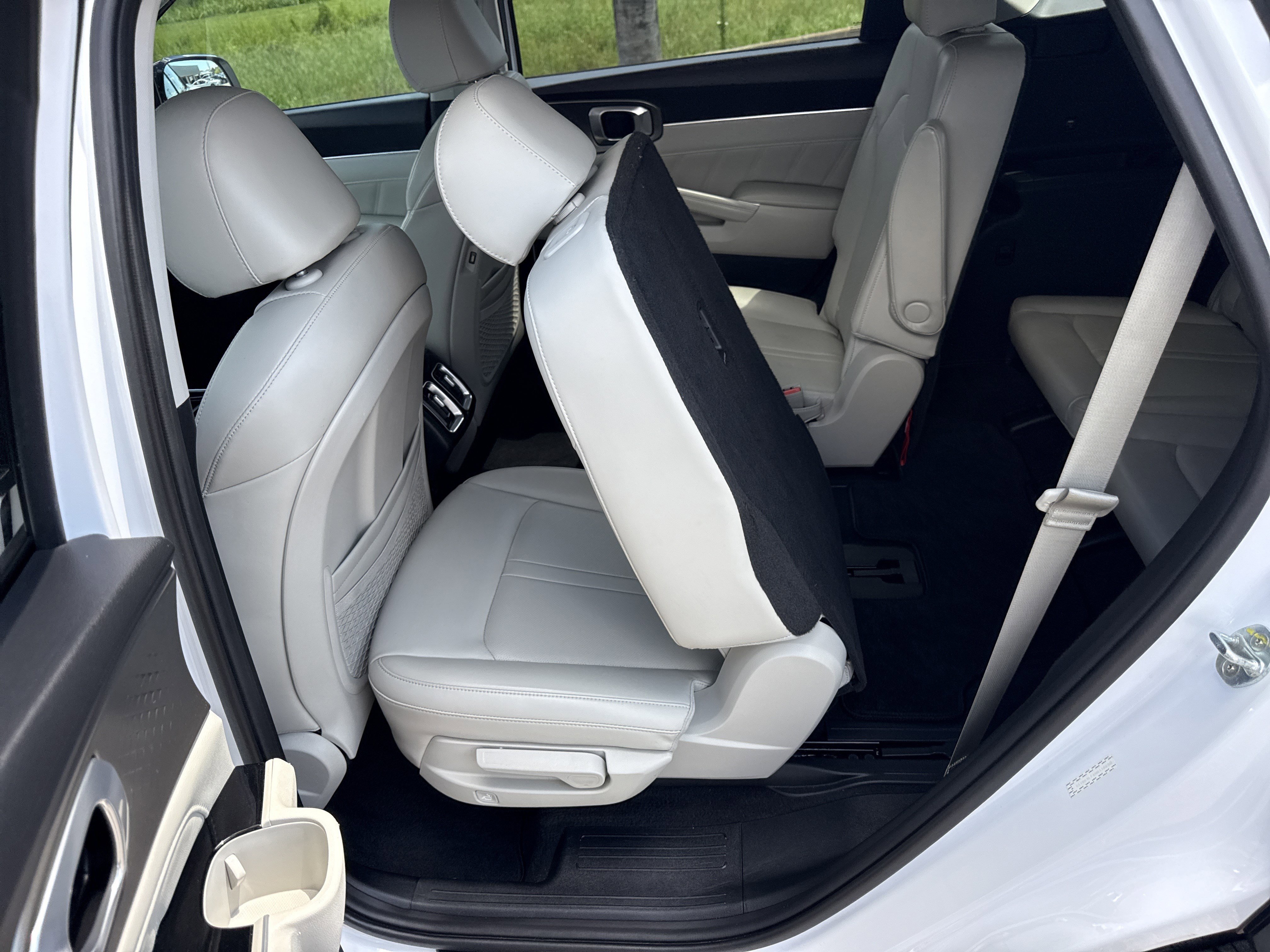 Used 2022 Glacial White Pearl Kia SX image 15