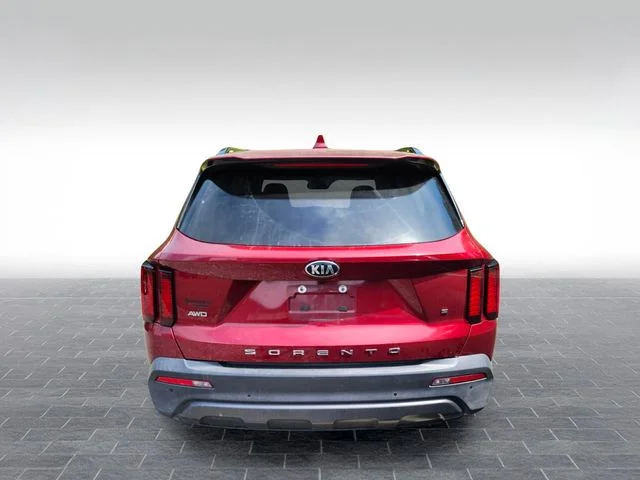 Used 2021 Red Kia S image 2