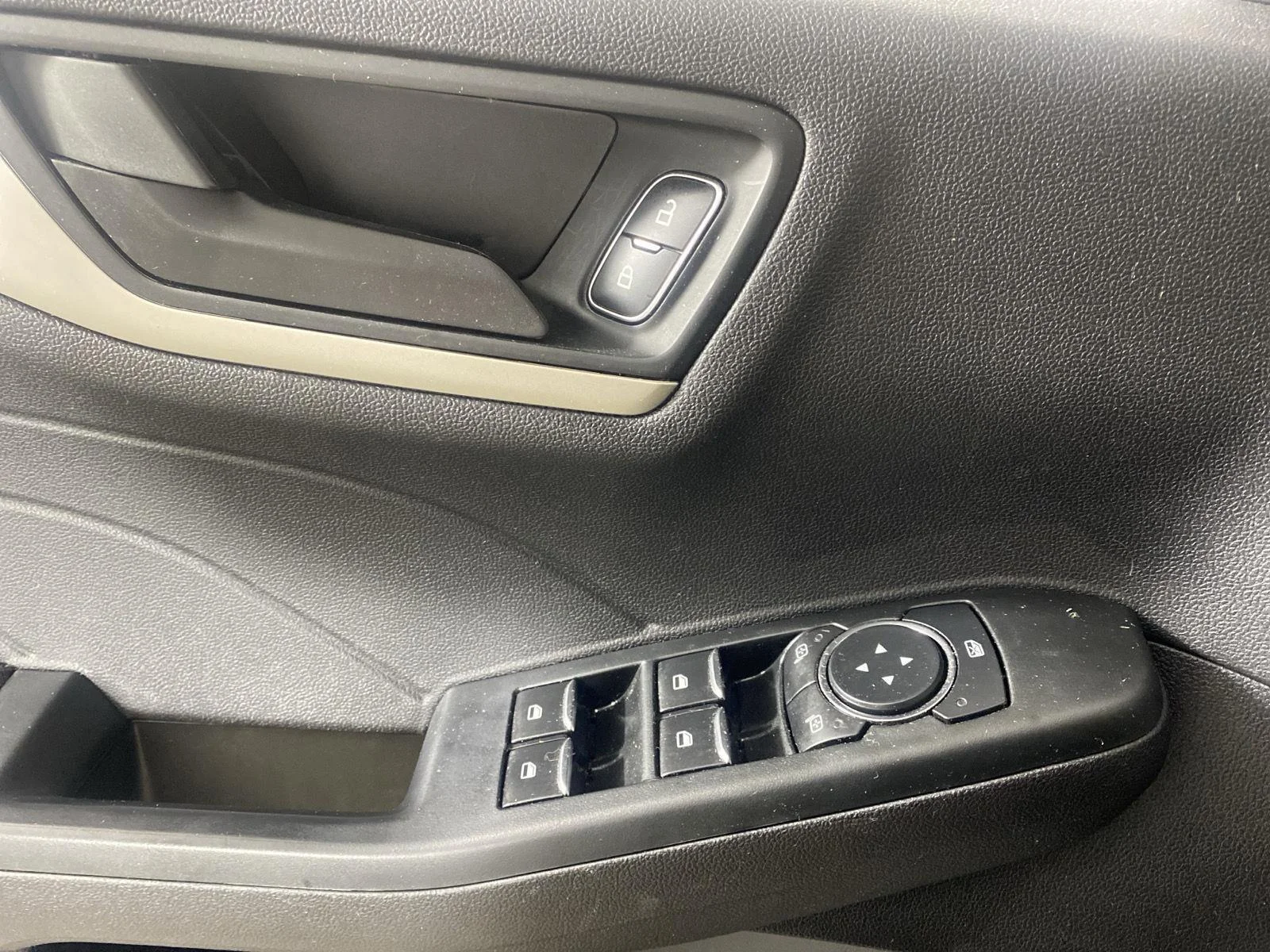 Used 2022 Carbonized Gray Ford SE image 14