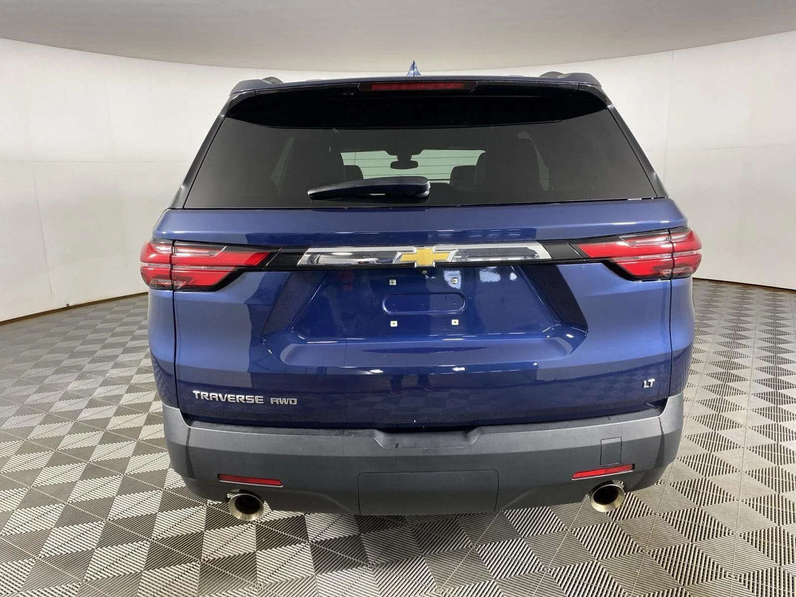 Used 2023 Northsky Blue Metallic Chevrolet LT Leather image 8