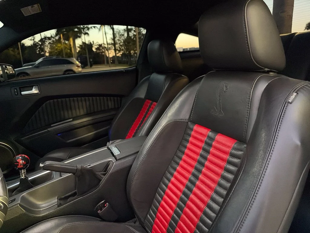 Used 2011 Blue Ford Shelby GT500 image 9
