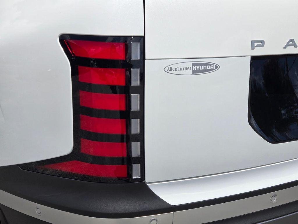 New 2026 White Hyundai SEL Premium FWD image 7