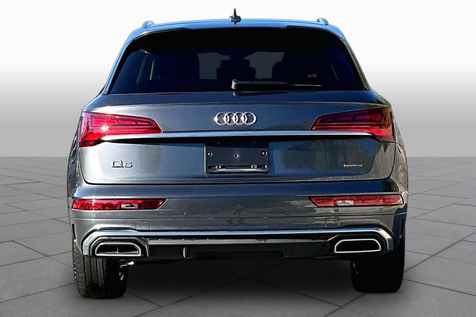 Used 2024 Daytona Gray Pearl Effect Audi S line Premium Plus image 5