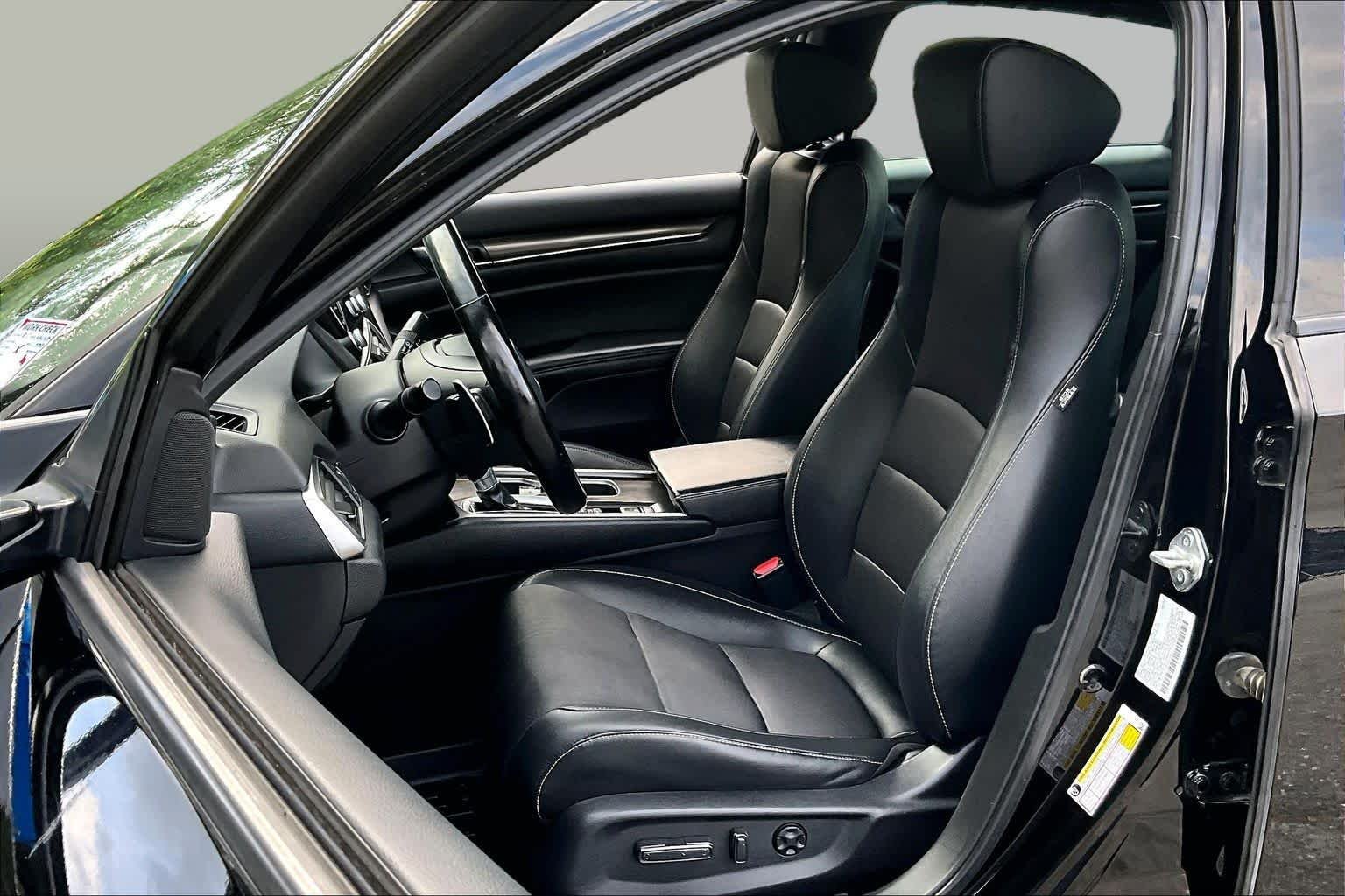 Used 2022 Crystal Black Pearl Honda Sport image 9