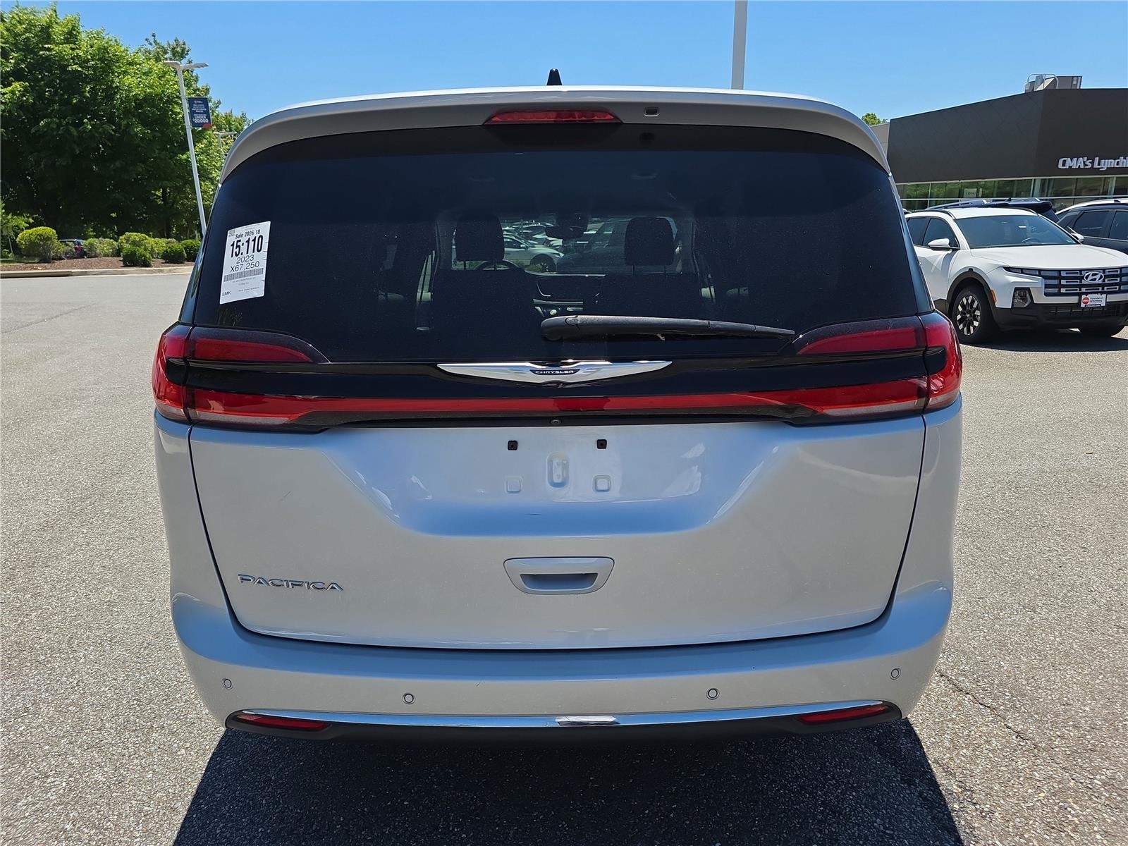 Used 2023 Silver Mist Clearcoat Chrysler Touring L image 6