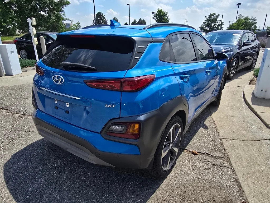 Used 2019 Surf Blue Hyundai Ultimate image 6