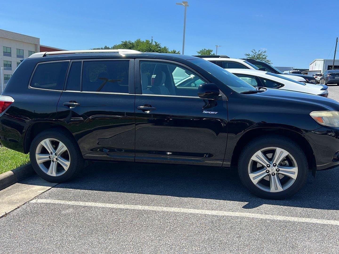 Used 2008 Black Toyota Sport image 5