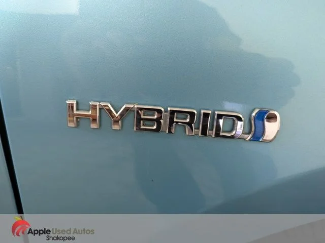 Used 2014  Toyota Two image 36