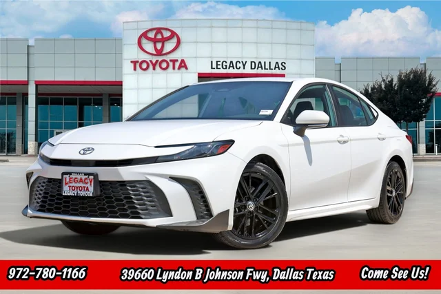 Pre-Owned 2025 Toyota Camry SE