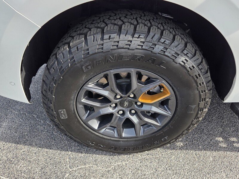 Used 2025 White Metallic FORD TREMOR 4X4 image 9