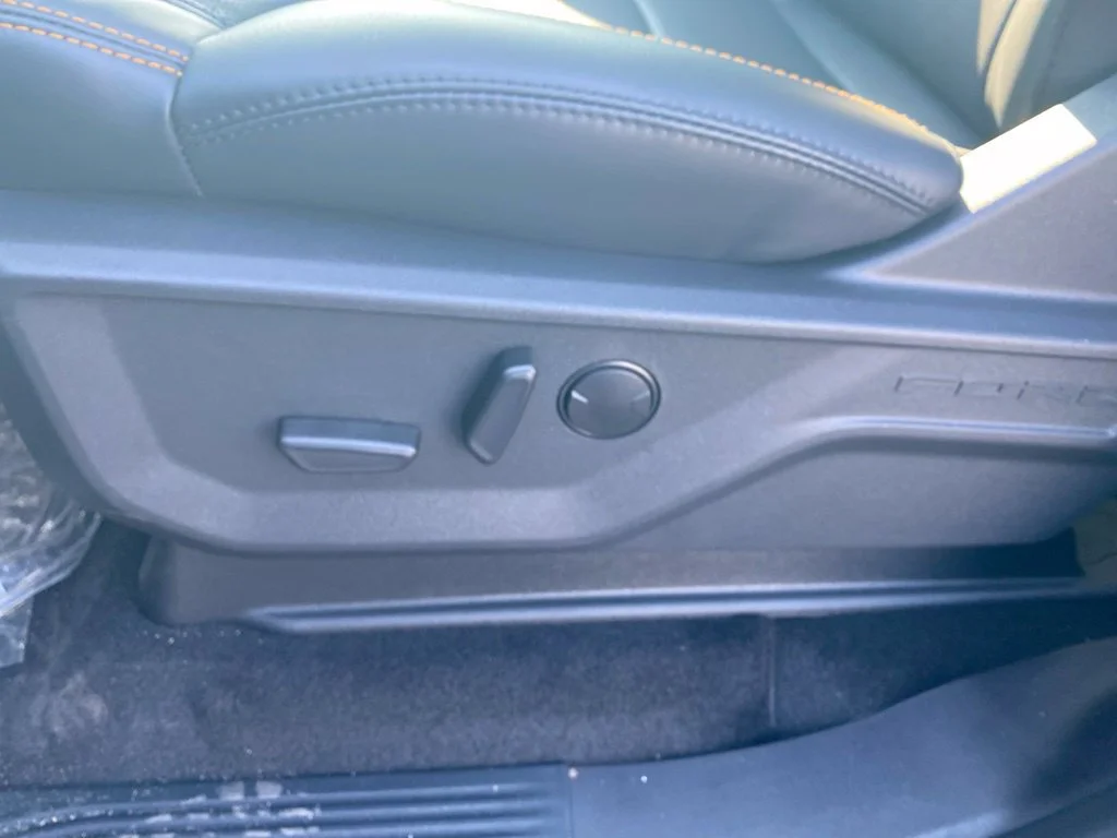 New 2027 Agate Black Metallic Ford Tremor® image 14