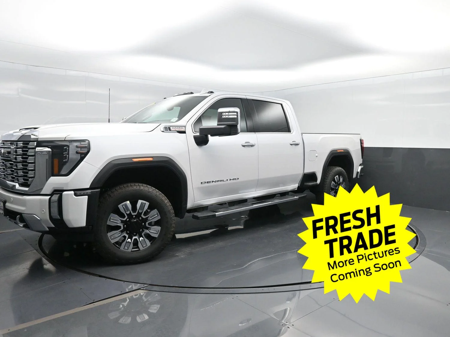 2025 GMC Sierra 4WD Crew Cab Standard Box Denali's photo