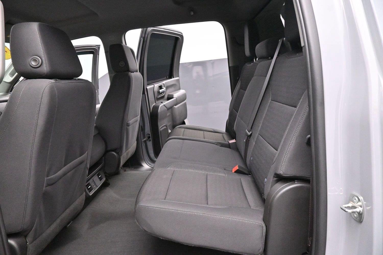 Used 2024 Slate Gray Metallic Chevrolet Custom image 27