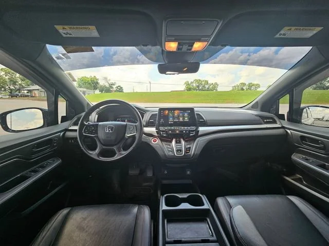 Used 2023  Honda Sport image 12