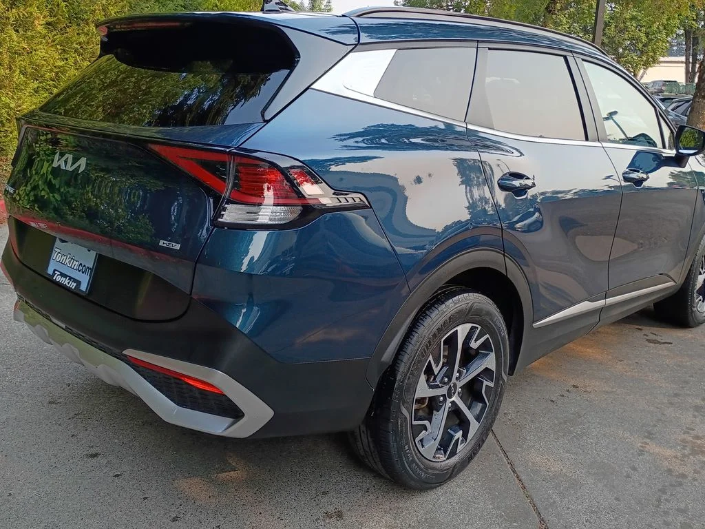 Used 2023 Blue Kia EX image 4